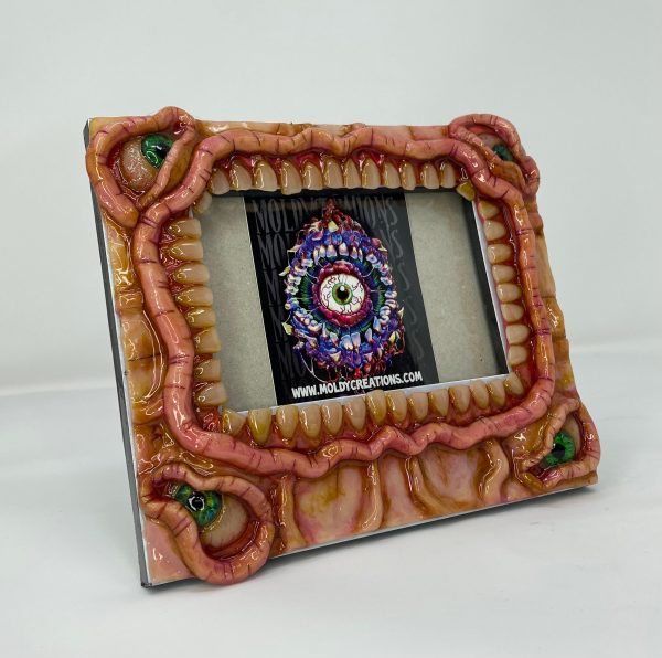 Moldy Picture Frame 8”x7” Fashion